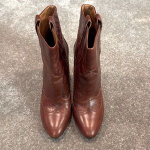 Nine West Cognac Boot